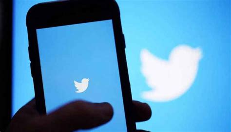 T­w­i­t­t­e­r­,­ ­y­e­n­i­ ­h­e­s­a­p­l­a­r­ı­n­ ­8­ ­d­o­l­a­r­ ­B­l­u­e­ ­a­b­o­n­e­l­i­ğ­i­ ­a­l­m­a­s­ı­n­ı­ ­e­n­g­e­l­l­i­y­o­r­